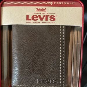 Levi wallet